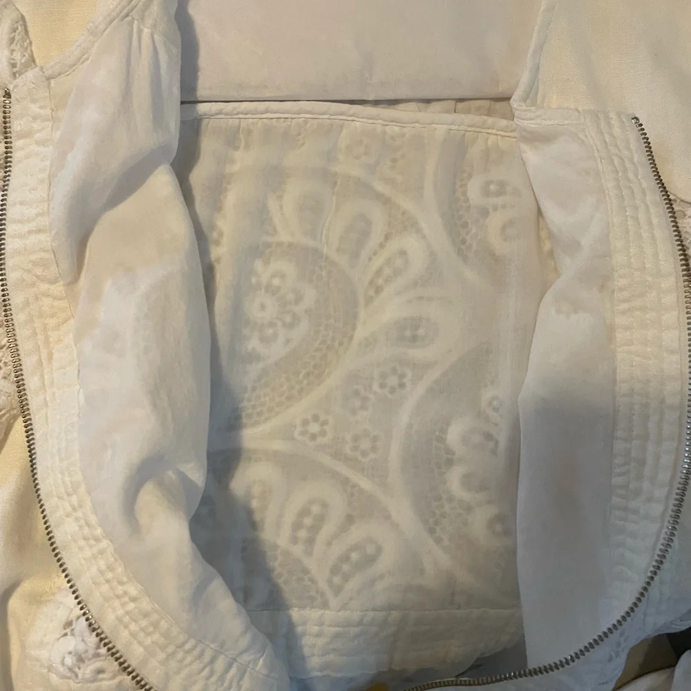 Lace jacket - Picture 3 of 3